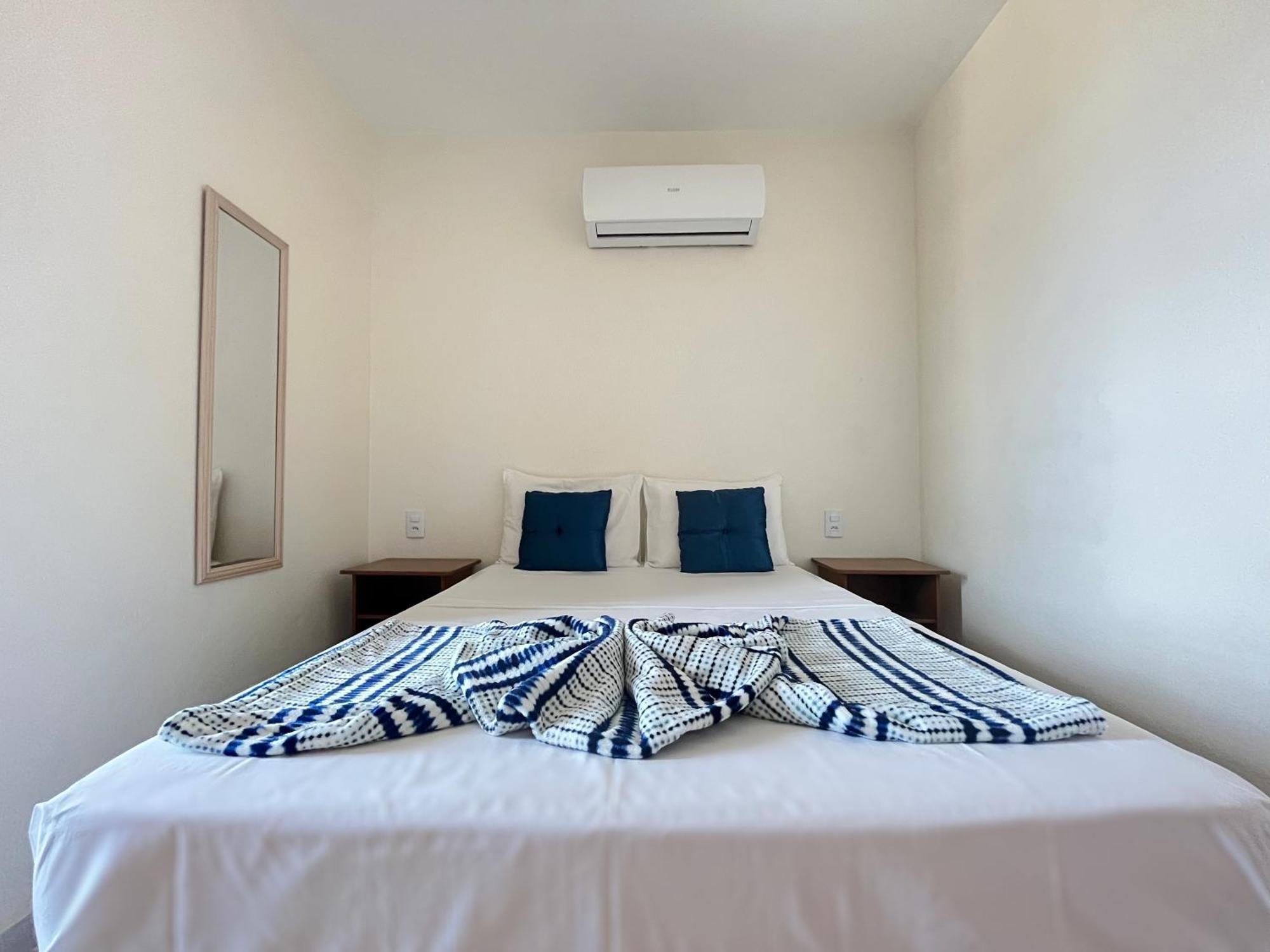 San Giacomo I: Beachfront Apartments for Porto das Dunas Getaways Aquiraz Room photo